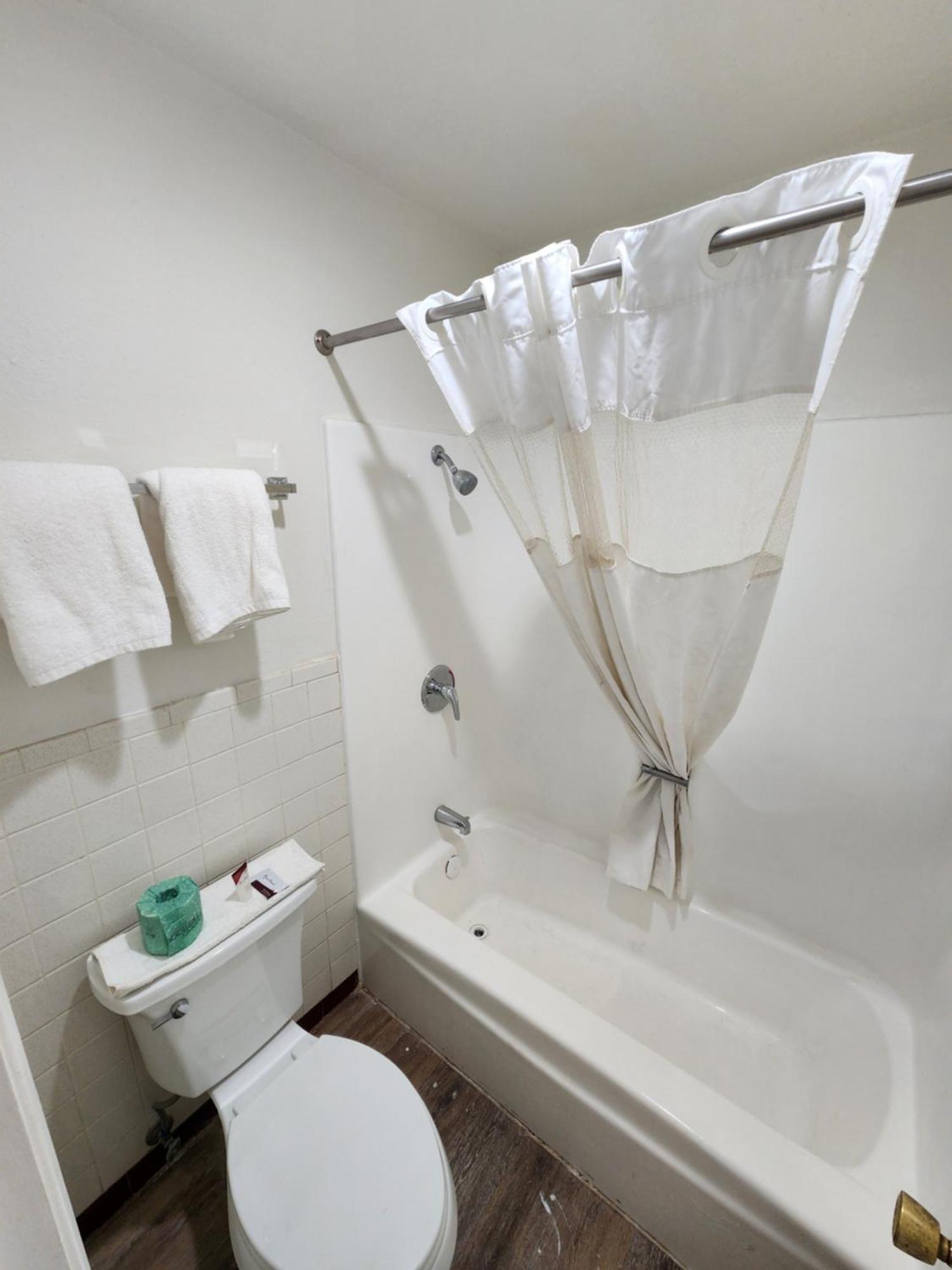 Satellite Inn อลาโมกอร์โด ภายนอก รูปภาพ