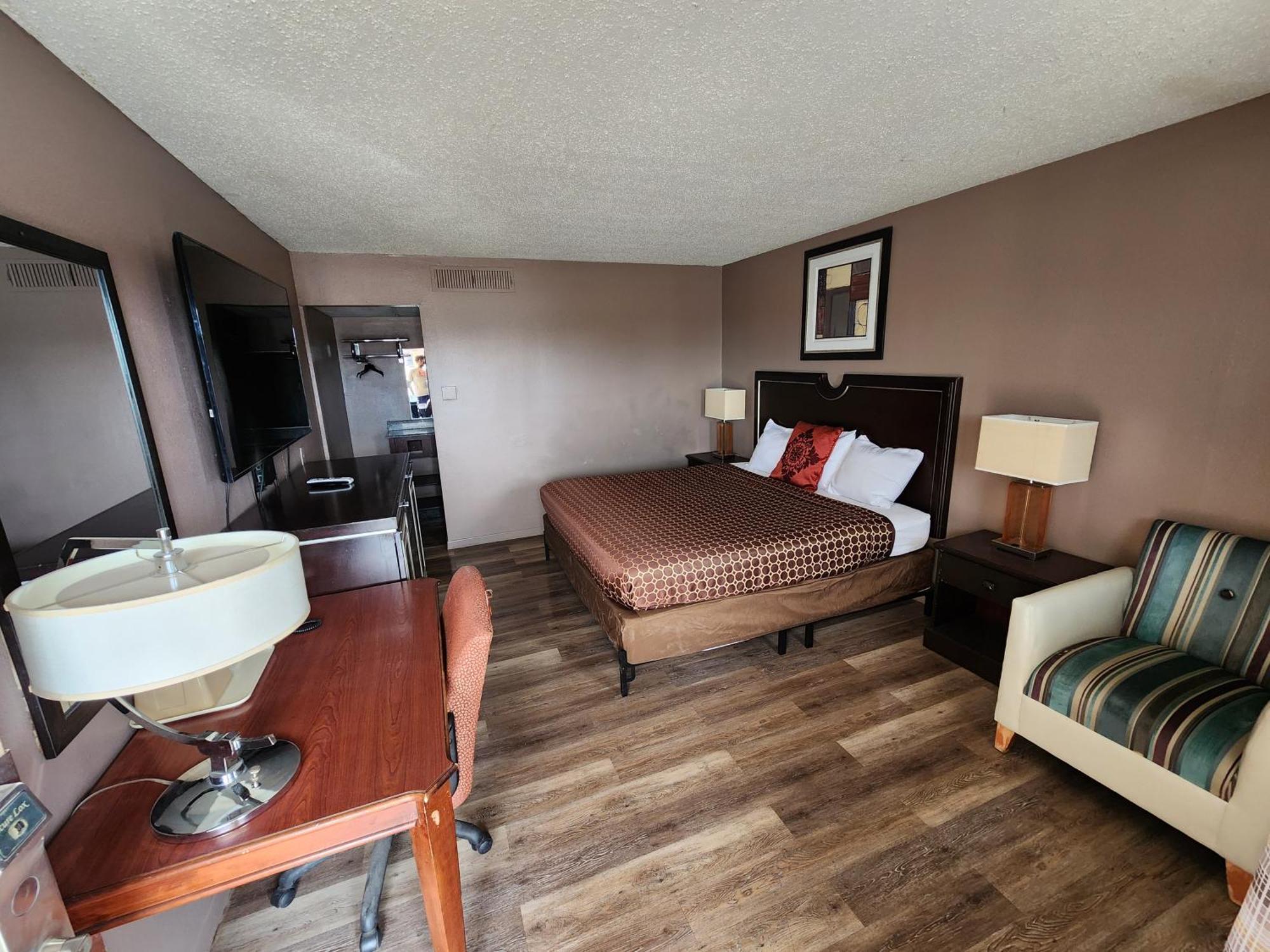 Satellite Inn อลาโมกอร์โด ภายนอก รูปภาพ