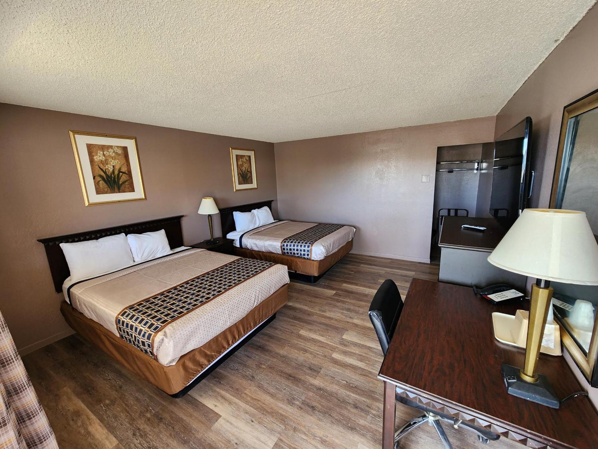 Satellite Inn อลาโมกอร์โด ภายนอก รูปภาพ