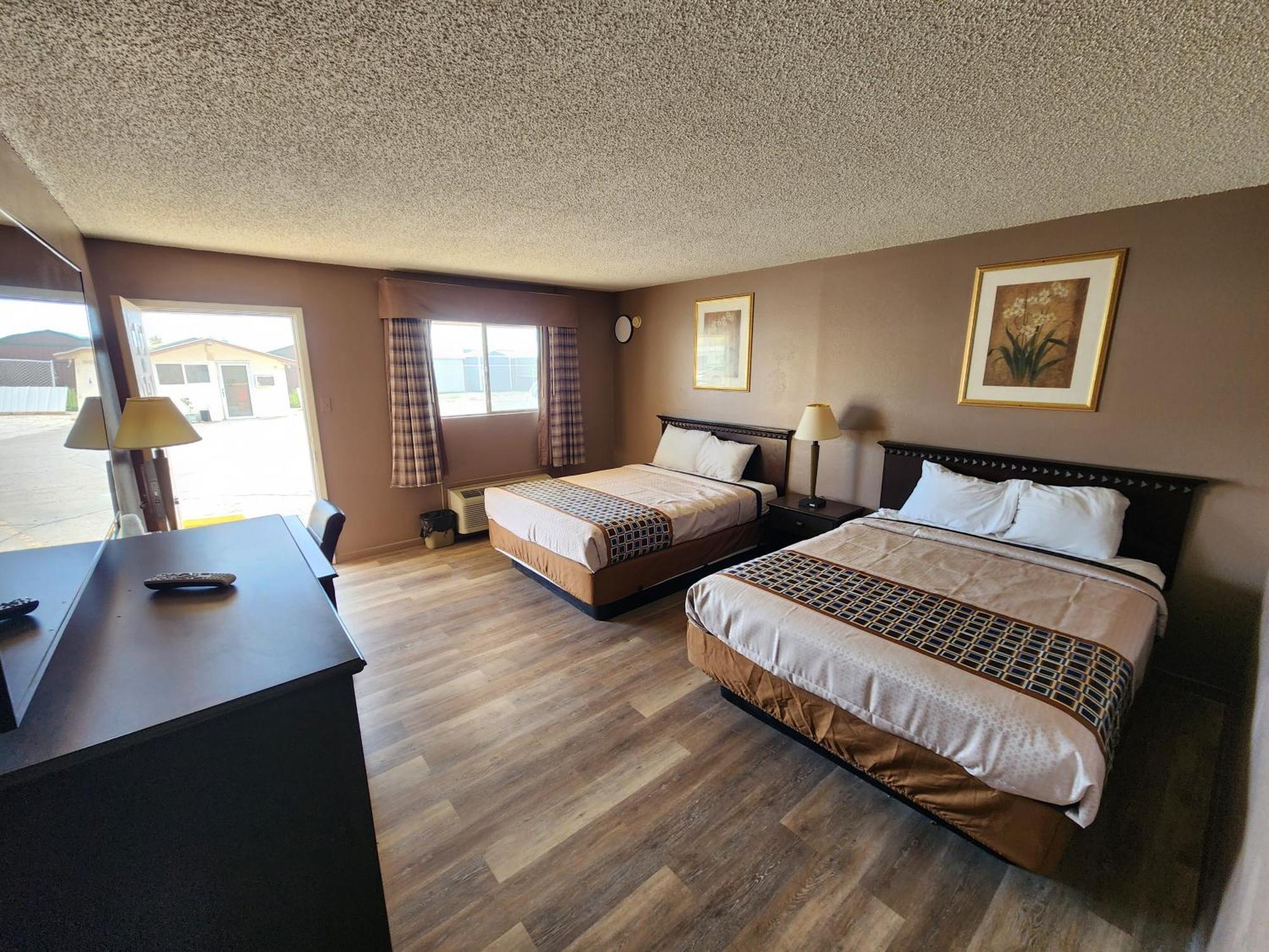 Satellite Inn อลาโมกอร์โด ภายนอก รูปภาพ